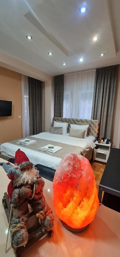 Design Apartment Business Lux 4 Star "Rio" Completely Business Lux Place In The City Center & Free Included Industry Optical Wifi & Netflix & Keyless Code Entry & Full Smart App & Kitchen & Washing Machine & Wide Terrace & Secure 2 Parking Place Cuprija Ngoại thất bức ảnh
