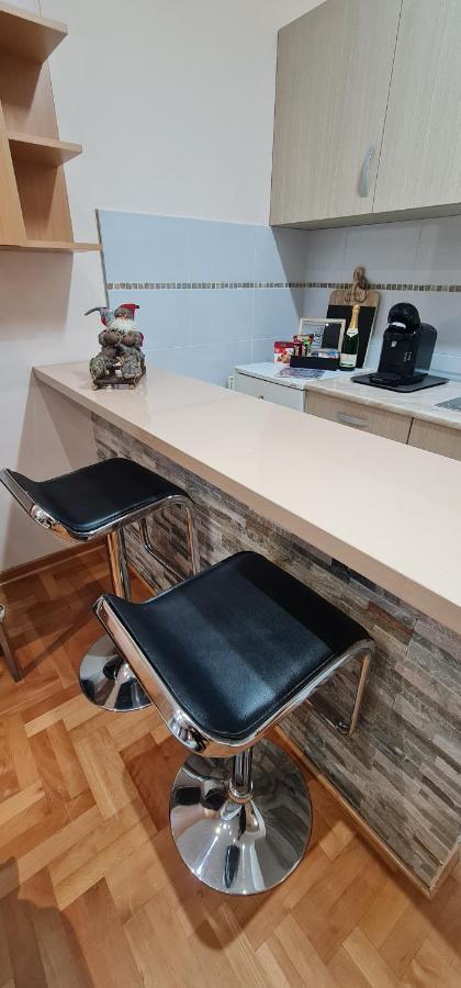 Design Apartment Business Lux 4 Star "Rio" Completely Business Lux Place In The City Center & Free Included Industry Optical Wifi & Netflix & Keyless Code Entry & Full Smart App & Kitchen & Washing Machine & Wide Terrace & Secure 2 Parking Place Cuprija Ngoại thất bức ảnh