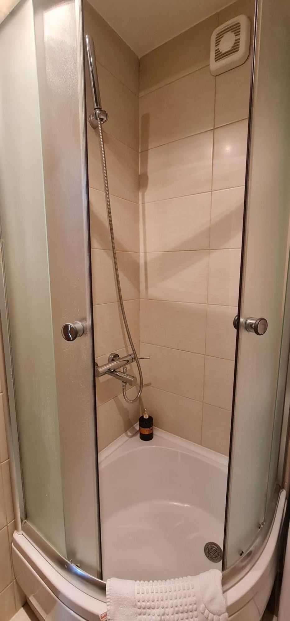 Design Apartment Business Lux 4 Star "Rio" Completely Business Lux Place In The City Center & Free Included Industry Optical Wifi & Netflix & Keyless Code Entry & Full Smart App & Kitchen & Washing Machine & Wide Terrace & Secure 2 Parking Place Cuprija Ngoại thất bức ảnh