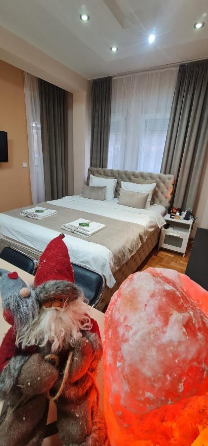 Design Apartment Business Lux 4 Star "Rio" Completely Business Lux Place In The City Center & Free Included Industry Optical Wifi & Netflix & Keyless Code Entry & Full Smart App & Kitchen & Washing Machine & Wide Terrace & Secure 2 Parking Place Cuprija Ngoại thất bức ảnh