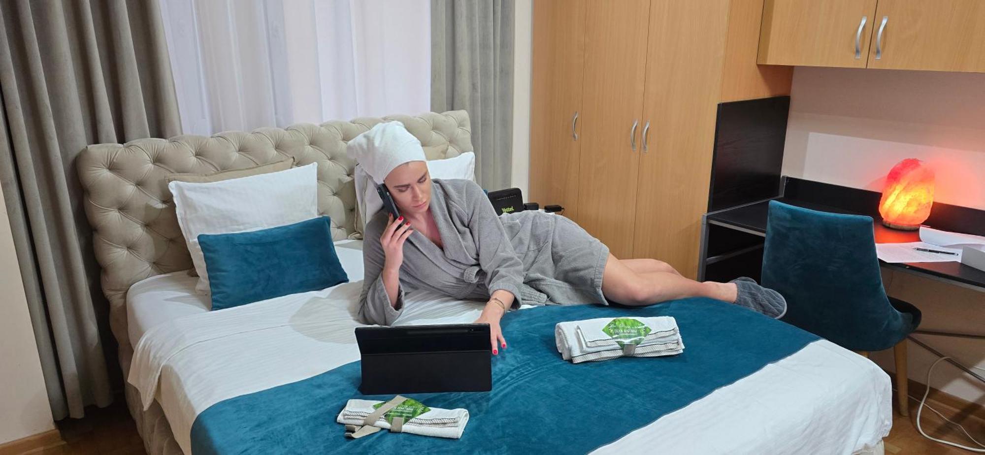 Design Apartment Business Lux 4 Star "Rio" Completely Business Lux Place In The City Center & Free Included Industry Optical Wifi & Netflix & Keyless Code Entry & Full Smart App & Kitchen & Washing Machine & Wide Terrace & Secure 2 Parking Place Cuprija Ngoại thất bức ảnh